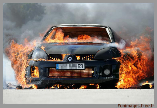 burnout burn out feu voiture incendie freins brulent clio tuning funimages images fun insolite